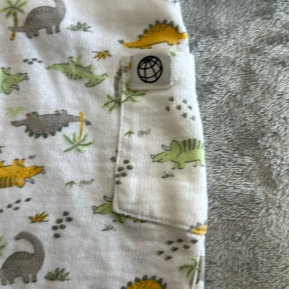 Free planet - shorts overalls with dinosaur design.  Size 3-6 months - Picture 3 of 4